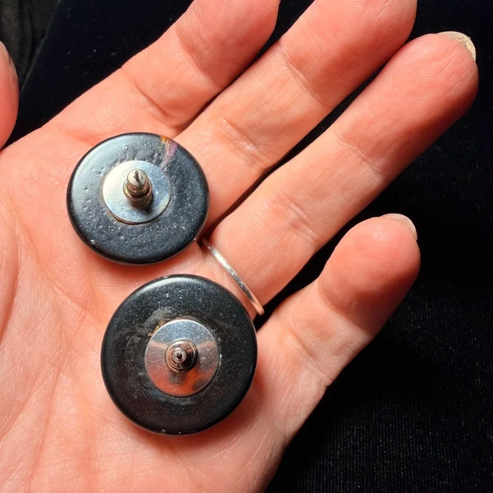 Vintage‎ Style Abstract Rainbow Resin Button Stud Earrings Black Multi Color 80s